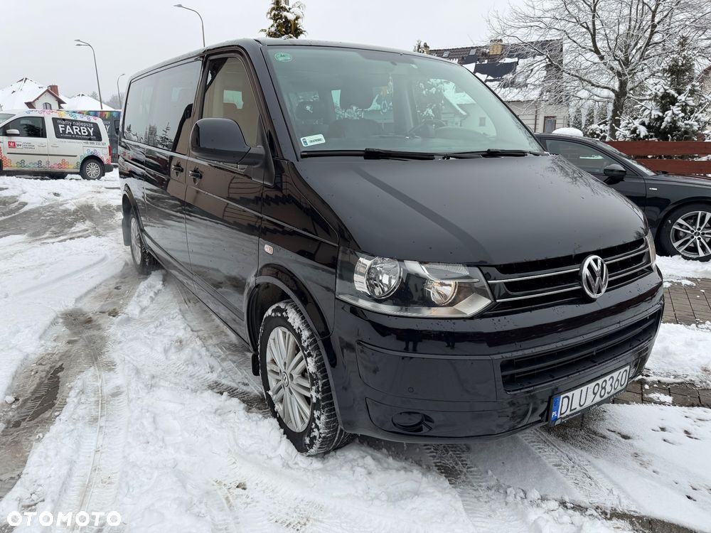 Volkswagen Caravelle - 1