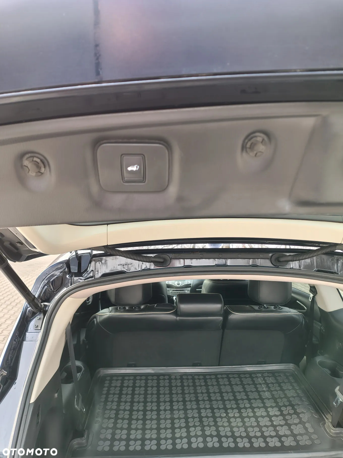 Infiniti QX60 - 16