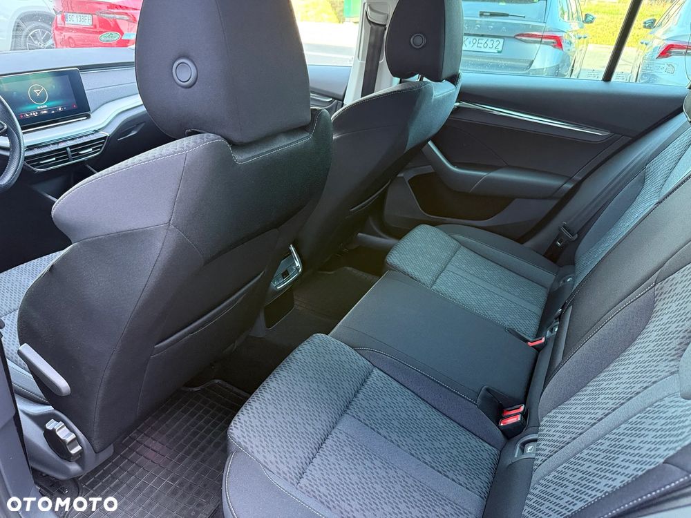 Skoda Octavia 2.0 TDI Style DSG - 18