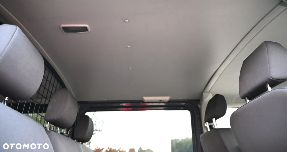 Volkswagen Transporter - 27
