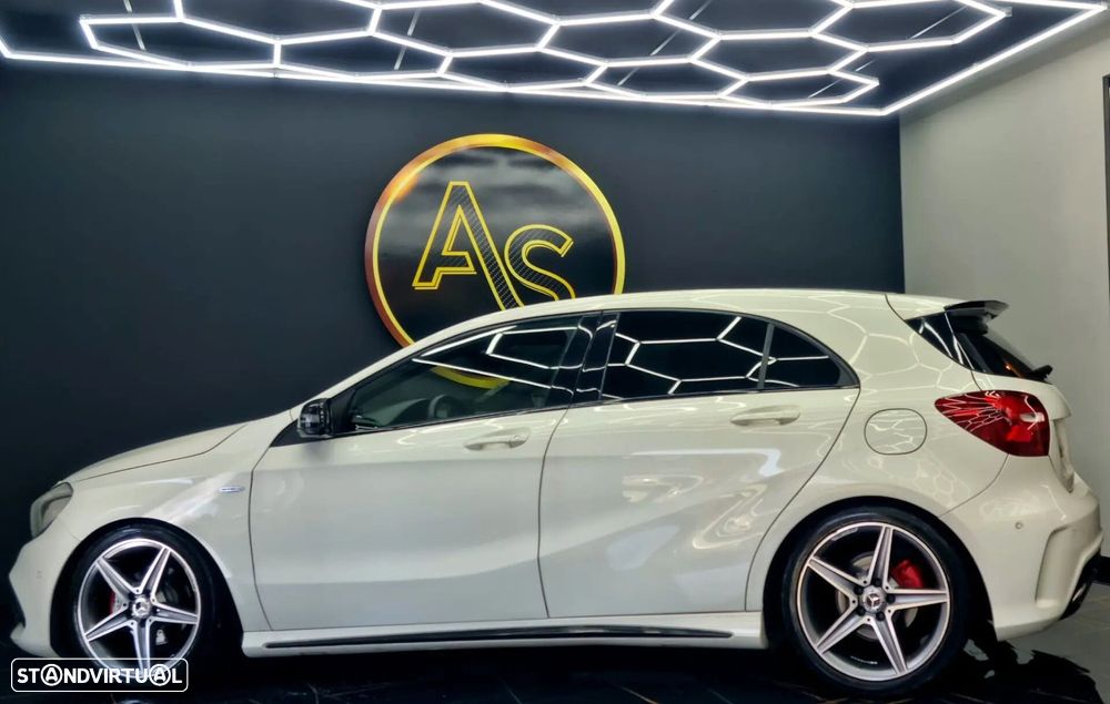 Mercedes-Benz A 180 - 52