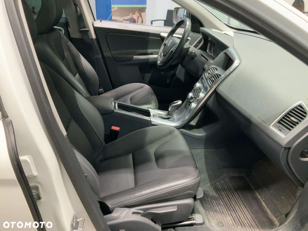 Volvo XC 60 D3 Summum - 4