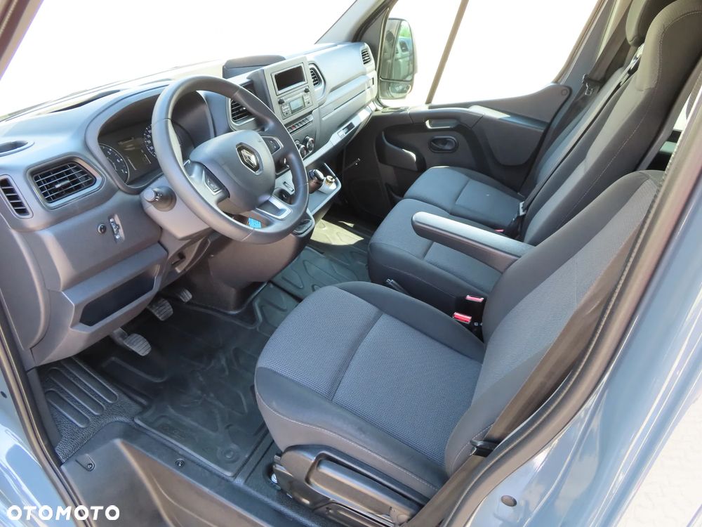 Renault Master 2.3 dCi 163 KM 7-Mio Osobowy + 895 Kg Ładowność Doka Dubel Brygadowy Ekstra Długi 4383 mm Furgon Blaszak HAK 2500 Kg Rozstaw Osi 4332 mm WZMACNIANY Napęd Na Tylną Oś Stan Auta Jak Nowy OKAZJA POLECAM - 32