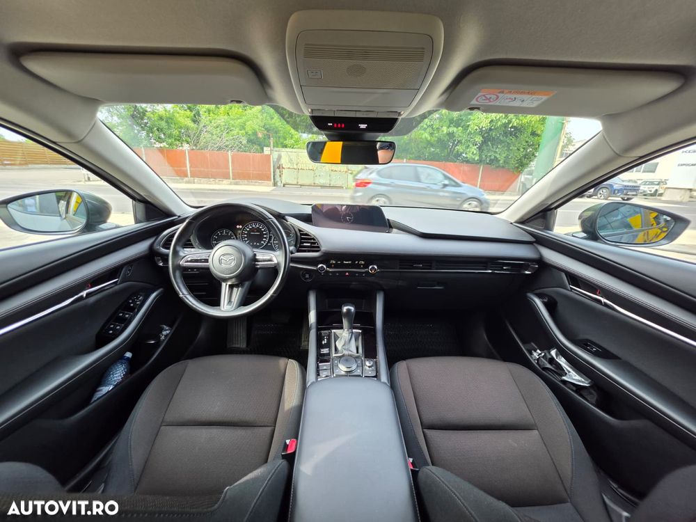 Mazda 3 e-Skyactiv G150 AT MHEV Plus - 11