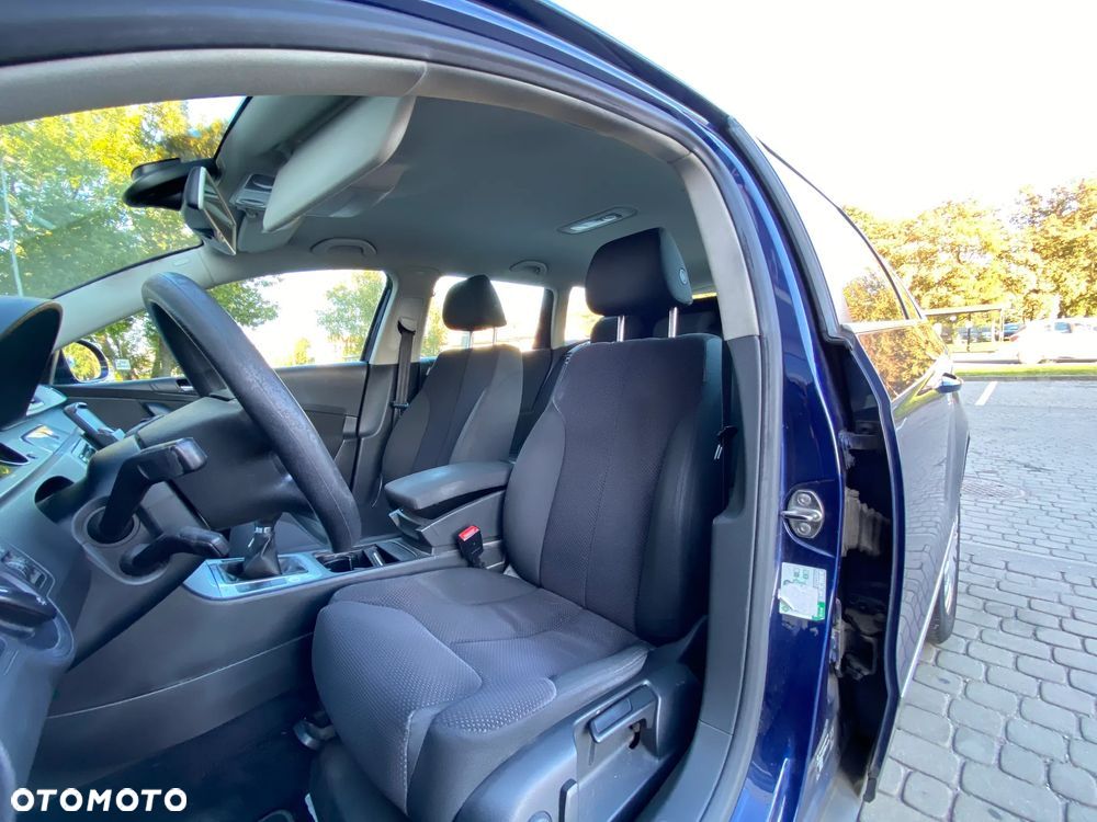 Volkswagen Passat Variant 1.6 TDI BlueMotion - 8
