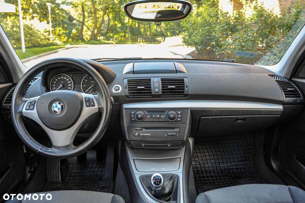 BMW Seria 1 - 10