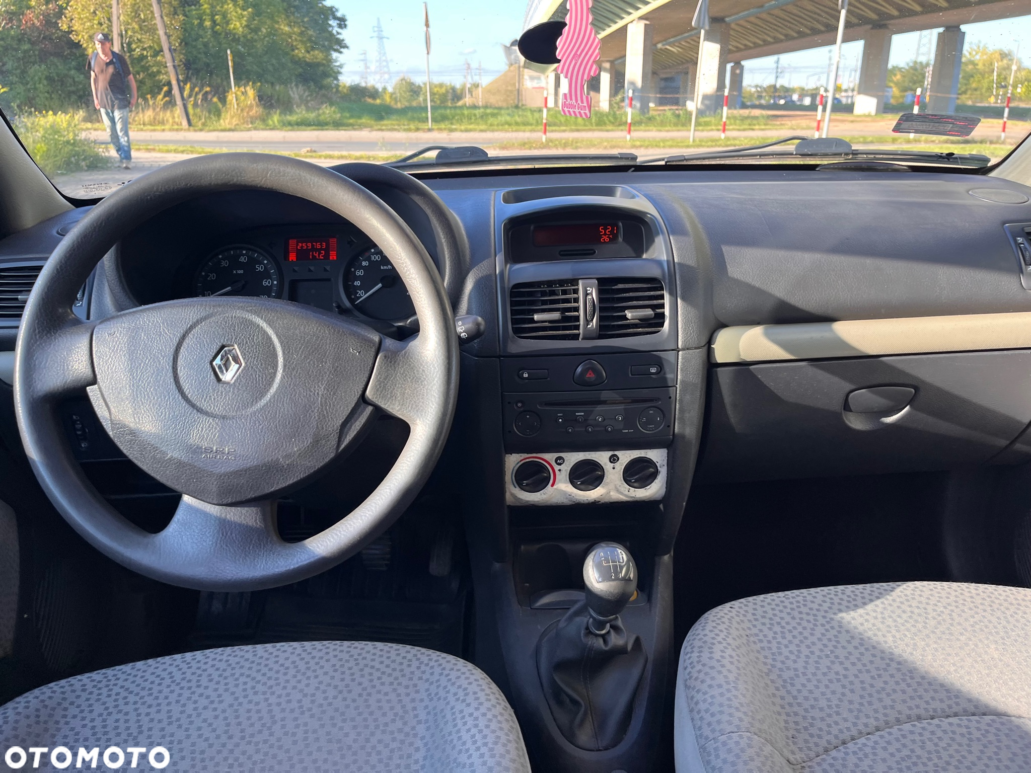 Renault Clio 1.2 16V Dynamique - 10