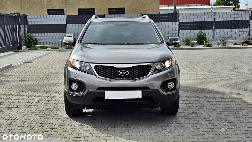 Kia Sorento - 12