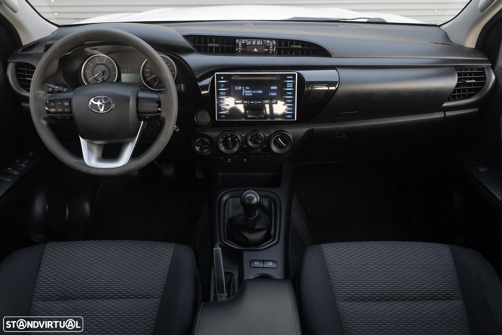 Toyota Hilux 2.4 D-4D 4WD CD CM - 8