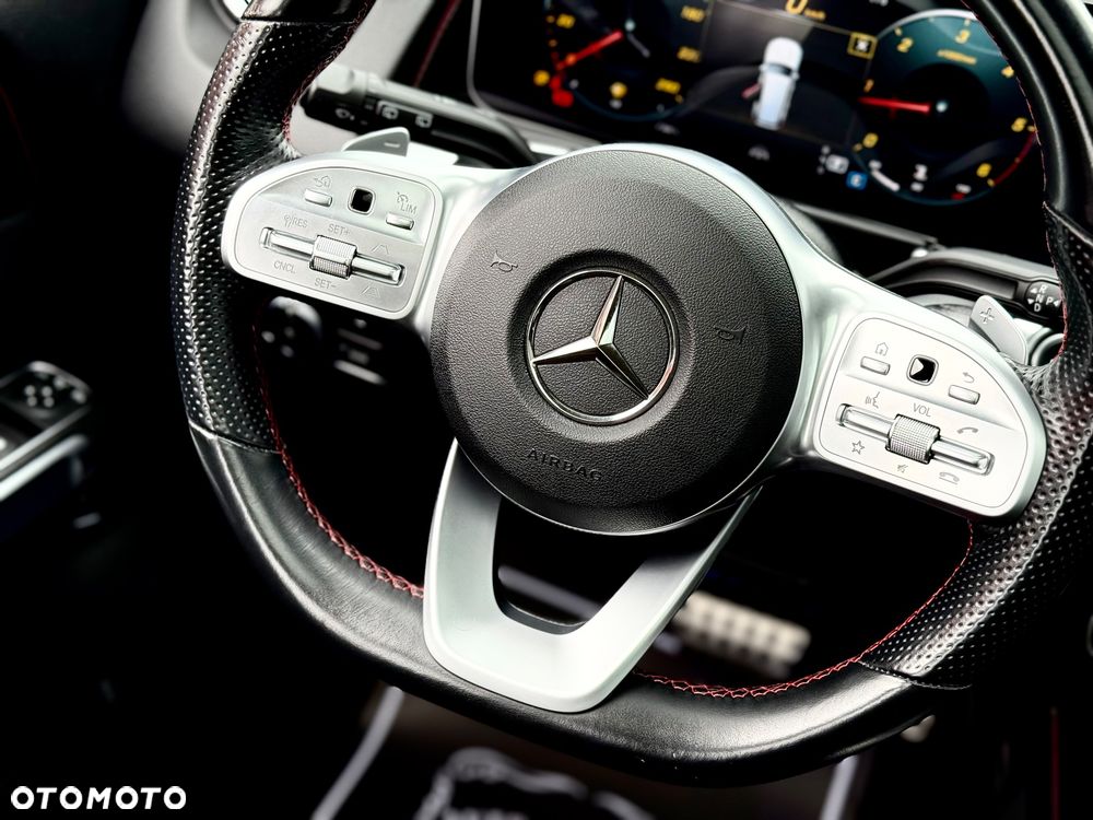 Mercedes-Benz GLB 200 d 8G-DCT Edition AMG Line - 32