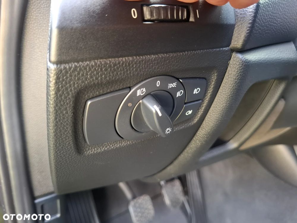 BMW Seria 1 118i - 29