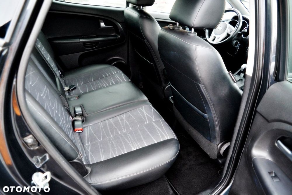 Kia Venga 1.6 CVVT Automatik Mind - 11