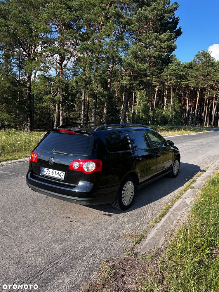 Volkswagen Passat 1.9 TDI Comfortline - 3