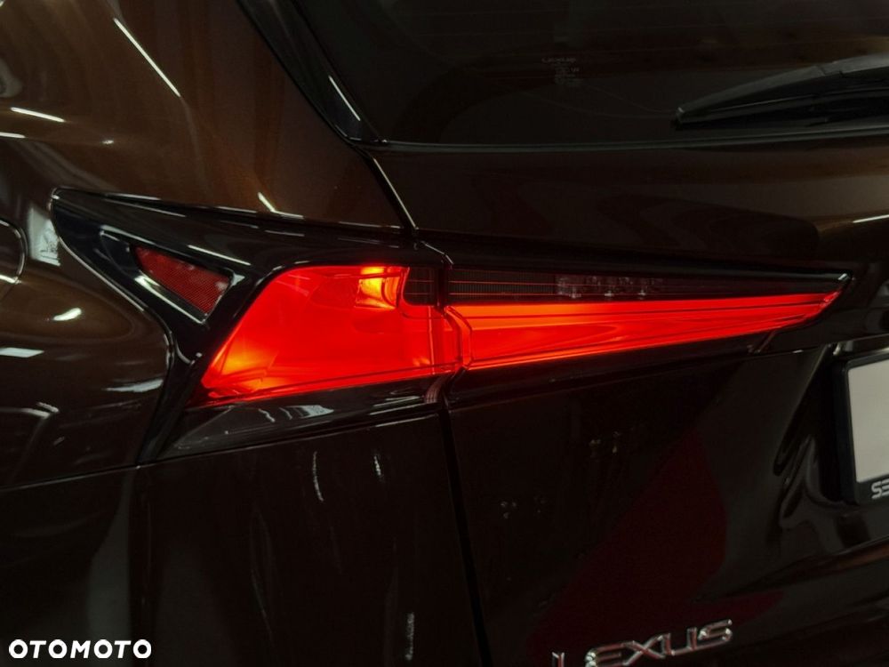 Lexus NX 300 Comfort AWD - 39