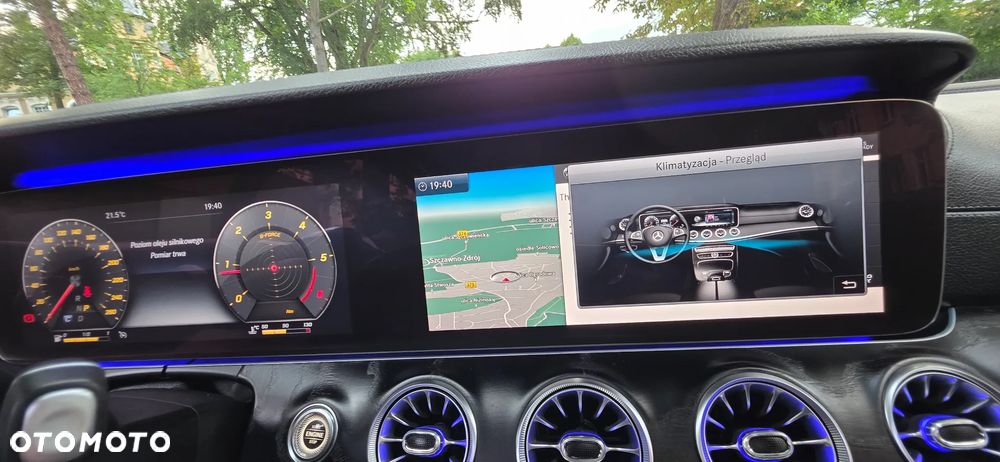 Mercedes-Benz Klasa E 220 d 4-Matic 9G-TRONIC - 16
