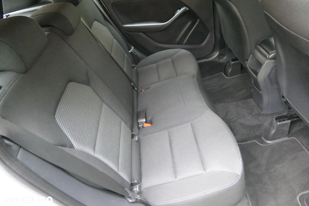 Mercedes-Benz Klasa B 180 d BlueEFFICIENCY Edition - 26