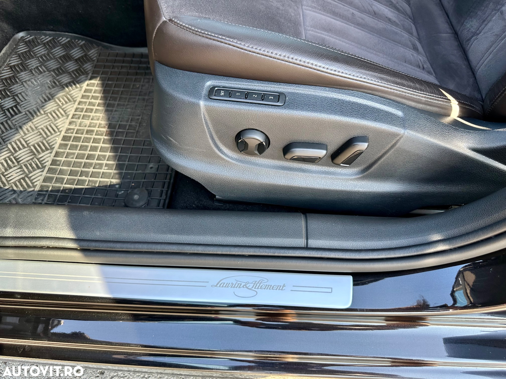 Skoda Octavia 2.0 TDI DSG L&K - 23