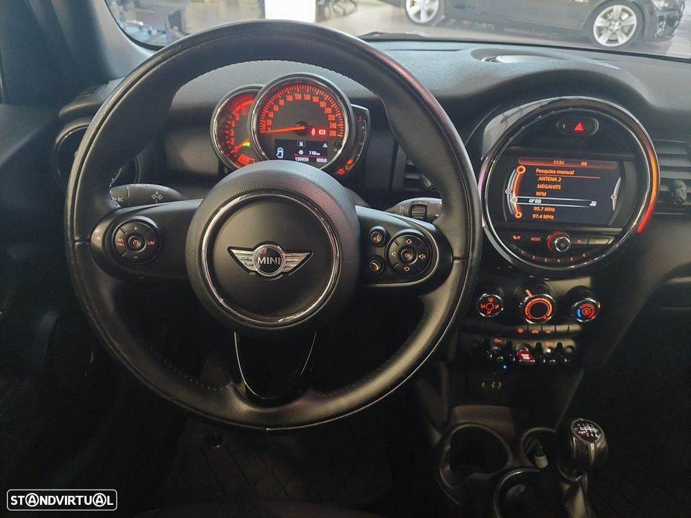 MINI 5 Portas One D - 14
