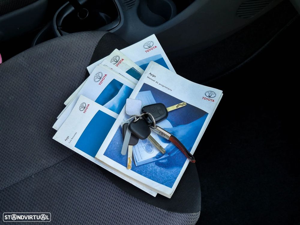 Toyota Aygo 1.0 + AC - 14
