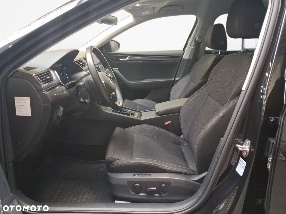 Skoda Superb 2.0 TDI SCR 4x4 Style DSG - 8
