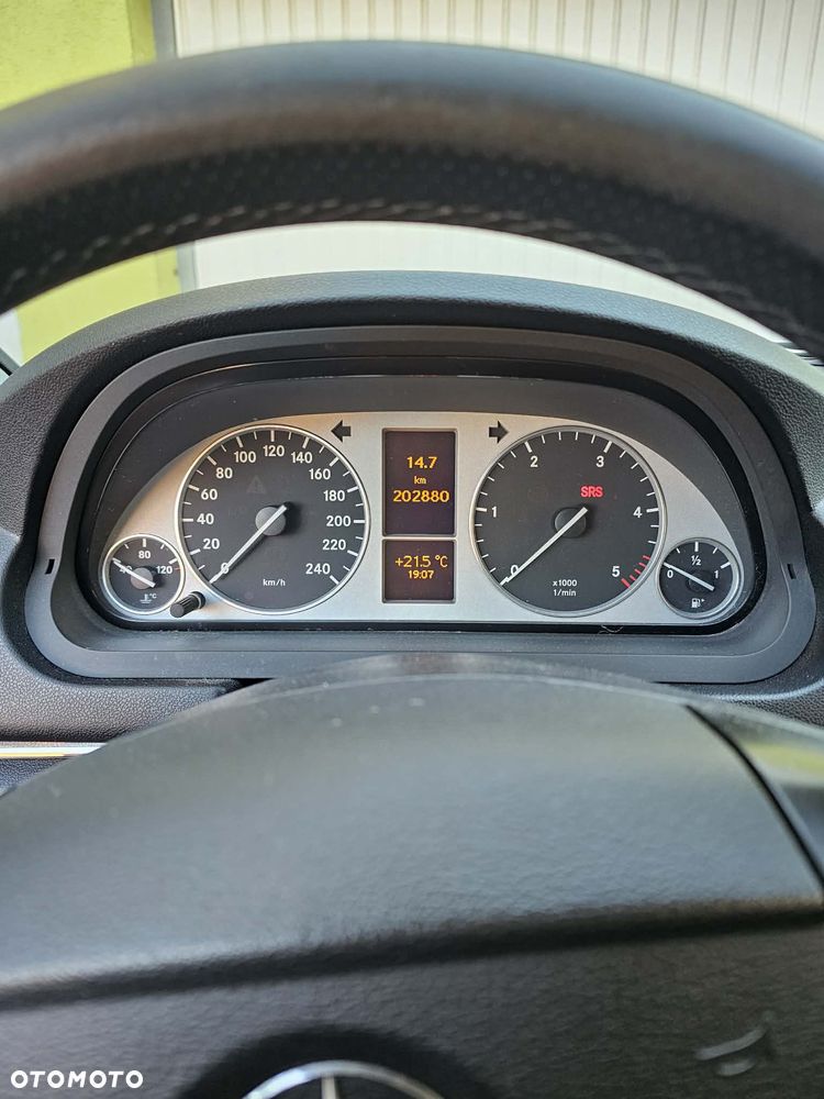 Mercedes-Benz Klasa B 180 CDI DPF Special Edition - 11