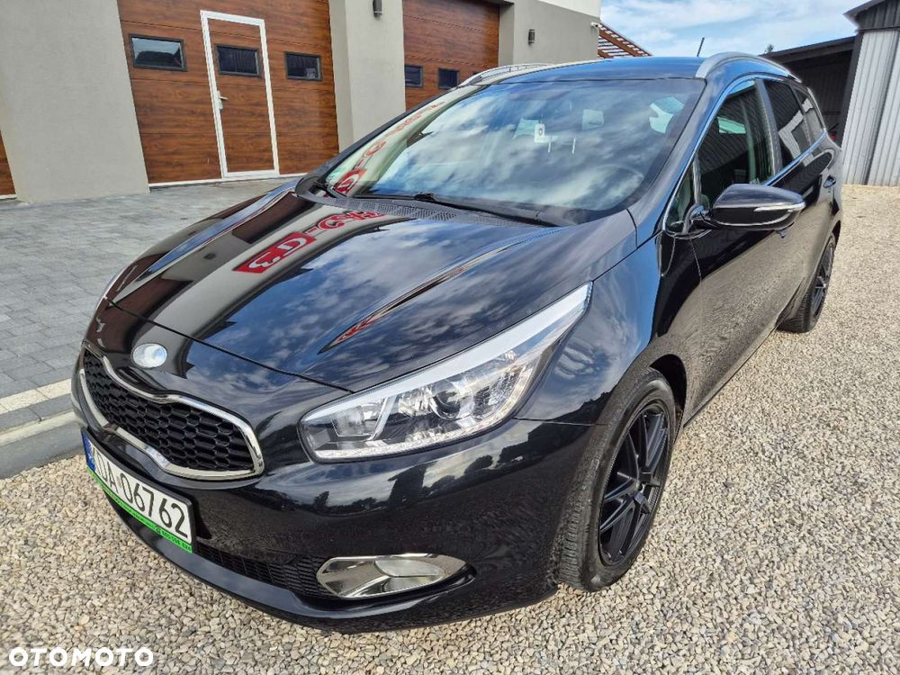 Kia Ceed - 4