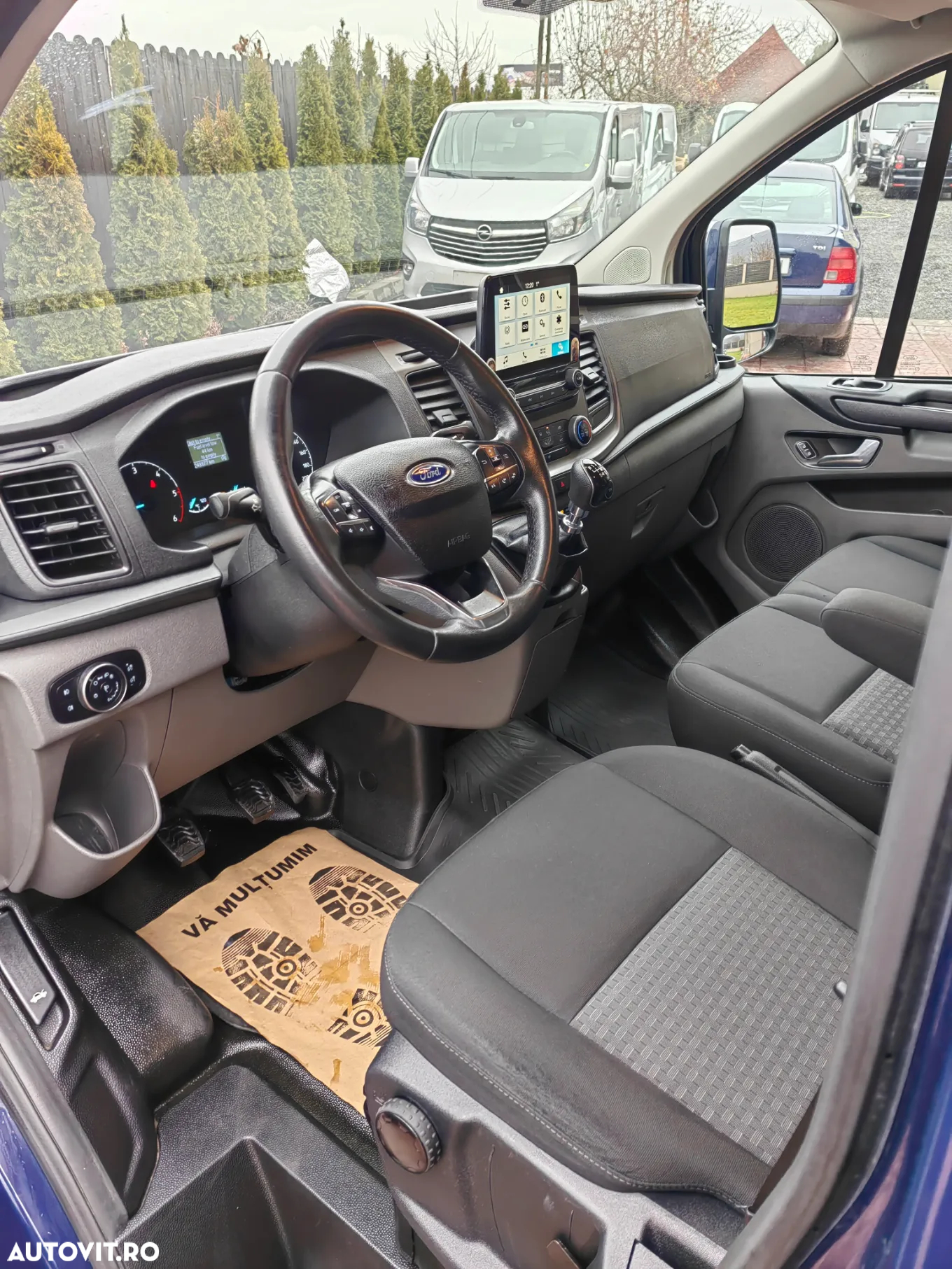 Ford Transit Custom - 19