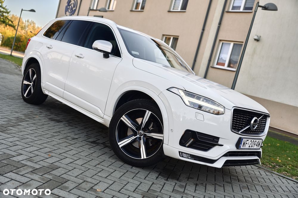 Volvo XC 90 D5 SCR AWD R-Design 7os - 9