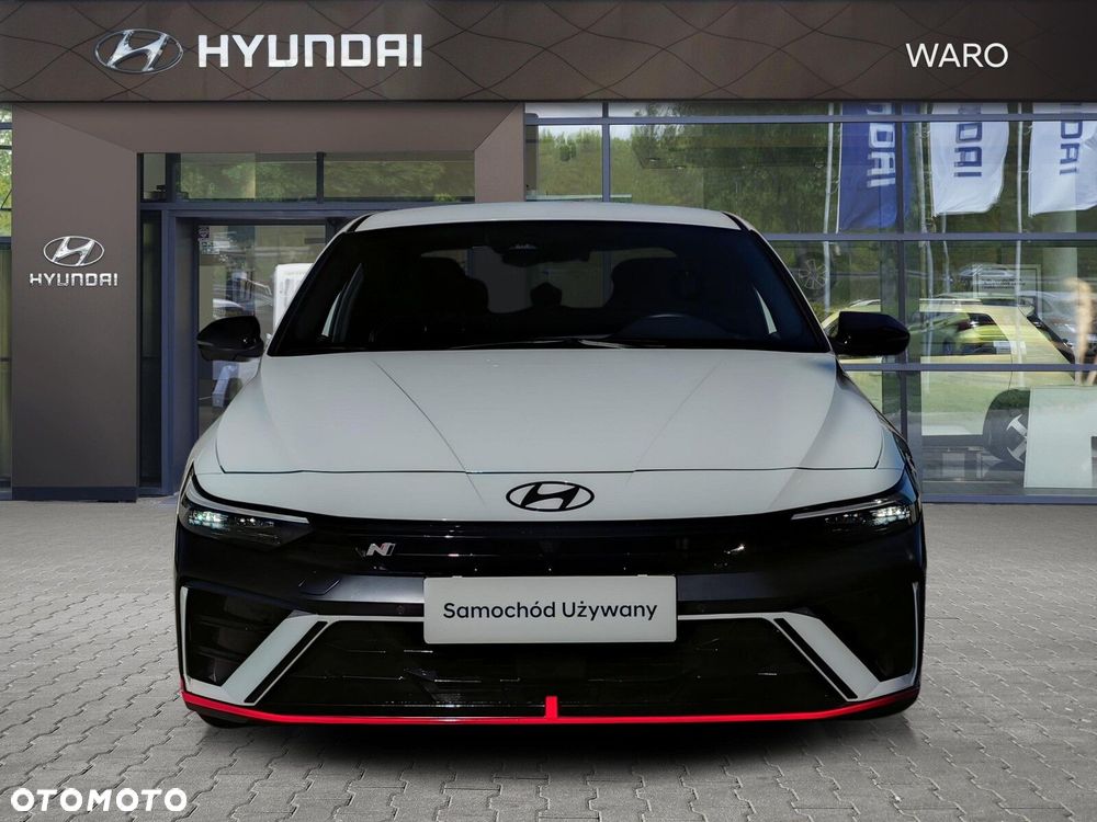 Hyundai Elantra - 9