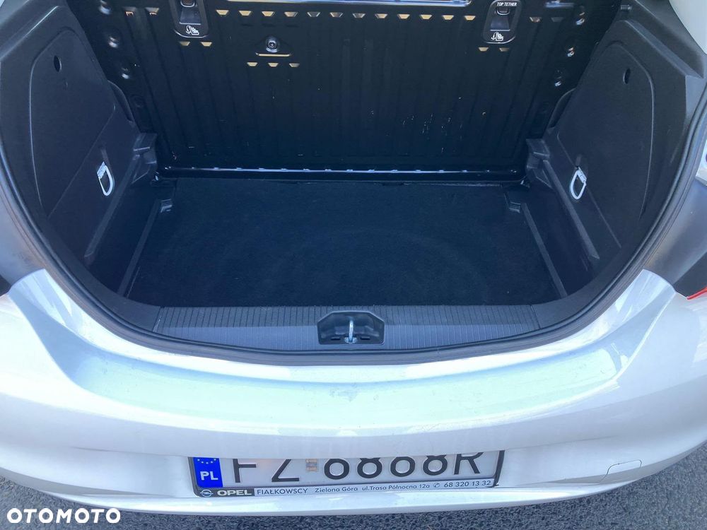 Opel Corsa 1.2 Enjoy - 5
