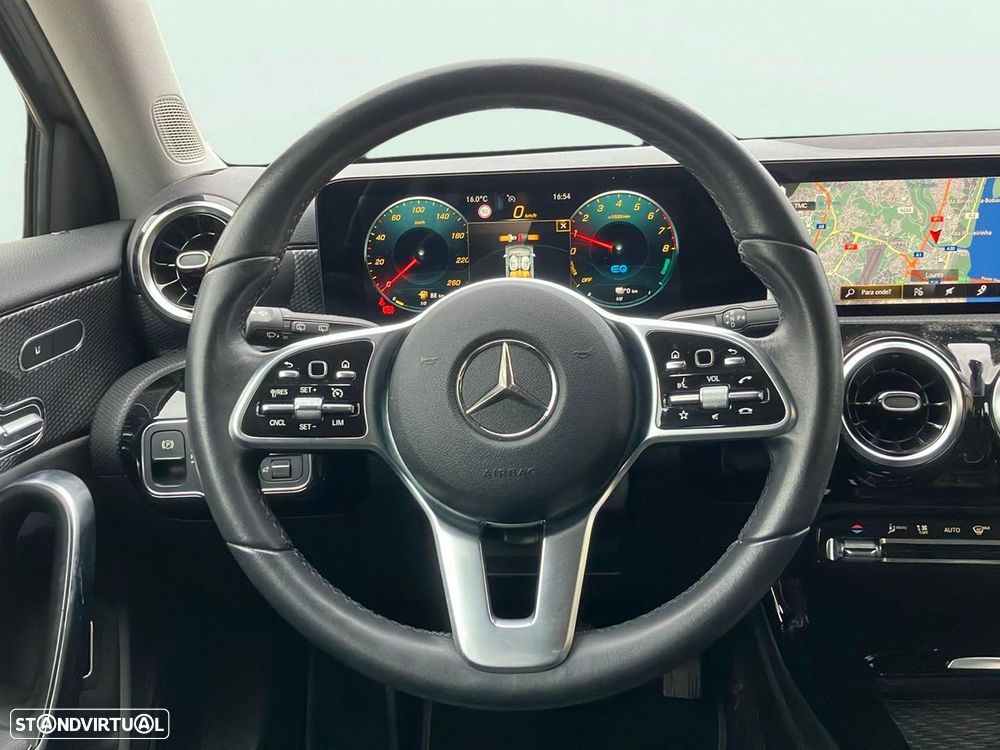 Mercedes-Benz A 250 - 10