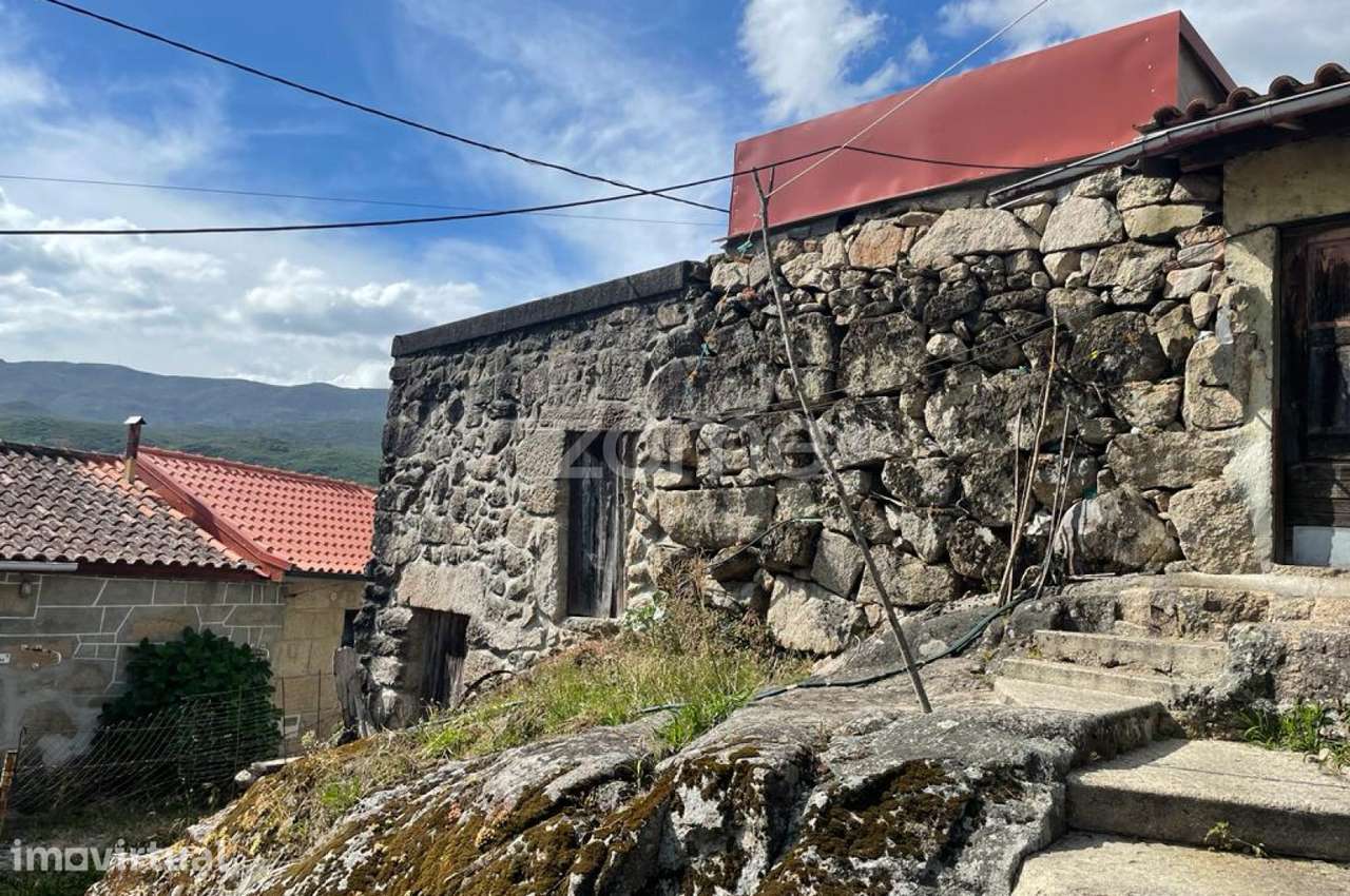 Moradia em ruinas T5 em terreno de 269 m2, em Britelo, Ponte da Barca - Grande imagem: 5/34