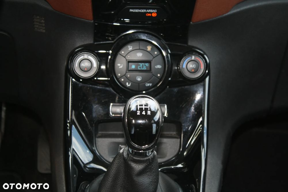 Ford Fiesta 1.0 EcoBoost STart-Stop ST-LINE - 15