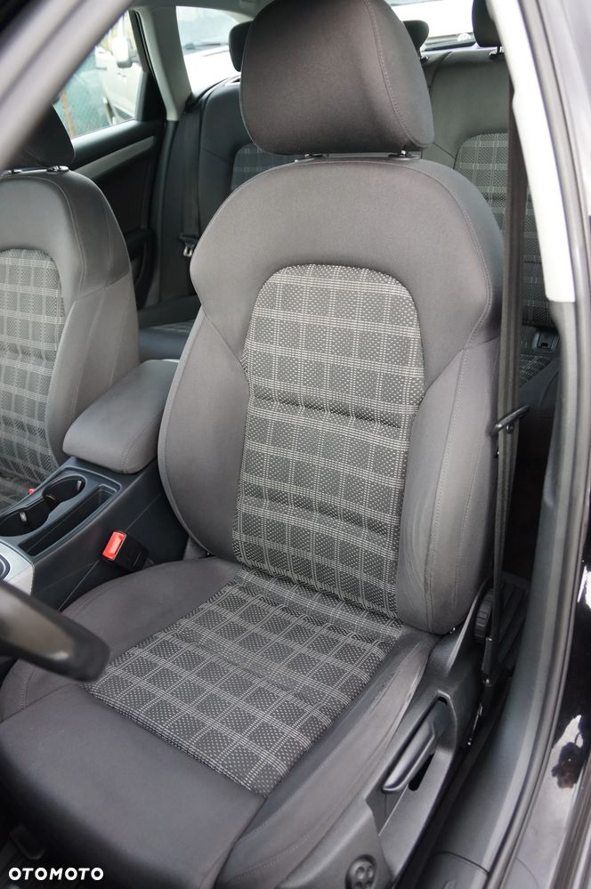 Audi A4 Avant 2.0 TDI clean diesel Quattro - 22