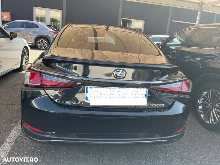 Lexus Seria ES 300h F Sport - 4