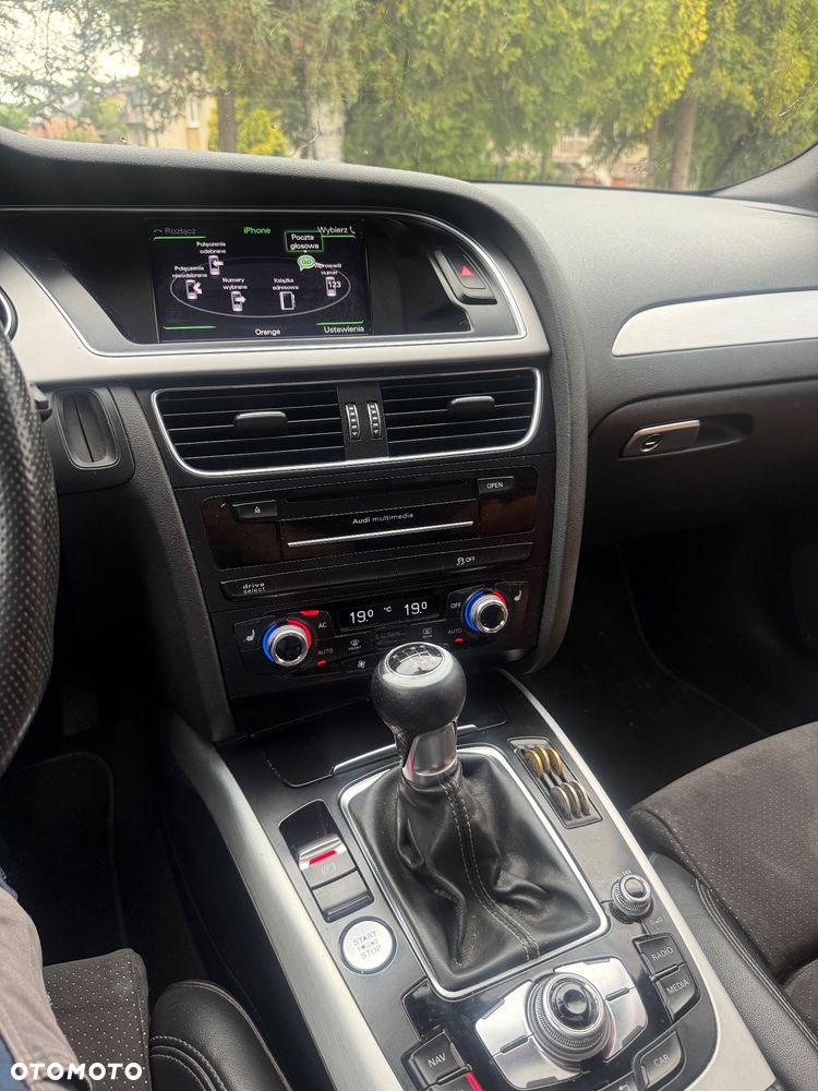 Audi A4 Limousine 2.0 TFSI Quattro Line - 19