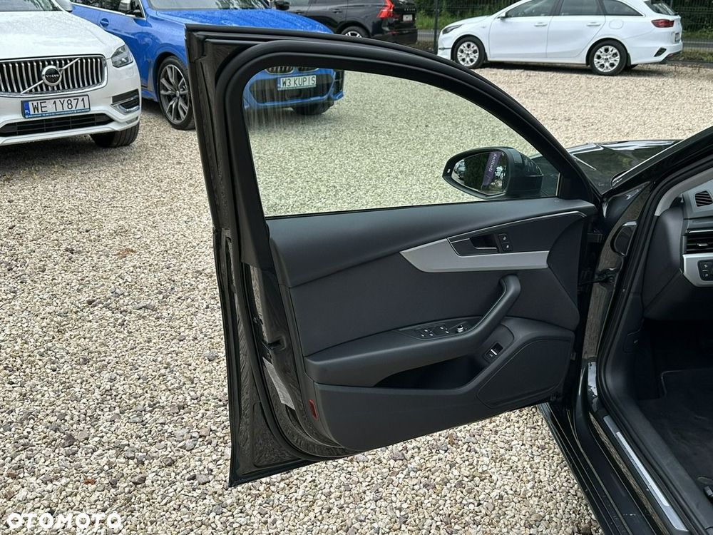Audi A4 Limousine - 14