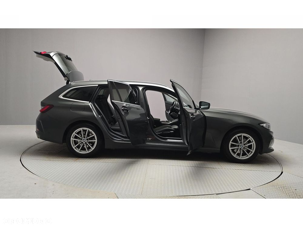 BMW Seria 3 - 13