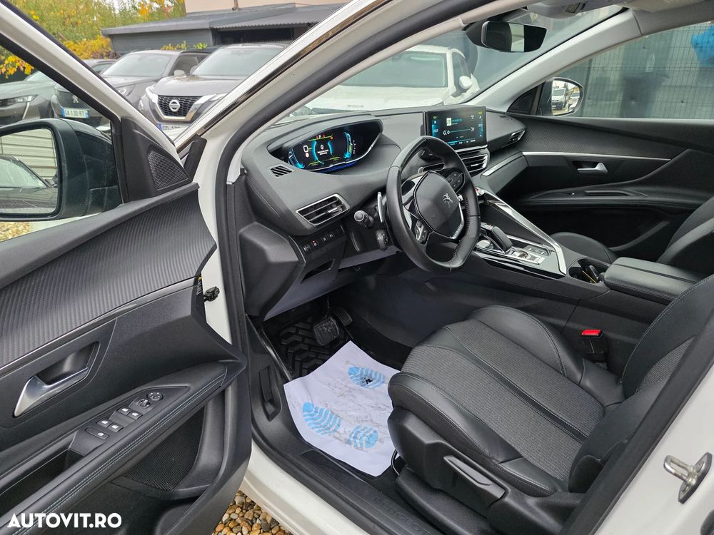 Peugeot 3008 225 e-EAT8 GT Pack - 23