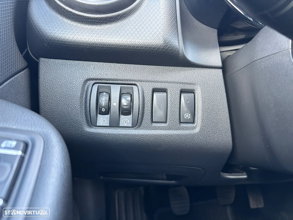 Renault Clio 1.5 dCi Zen - 12