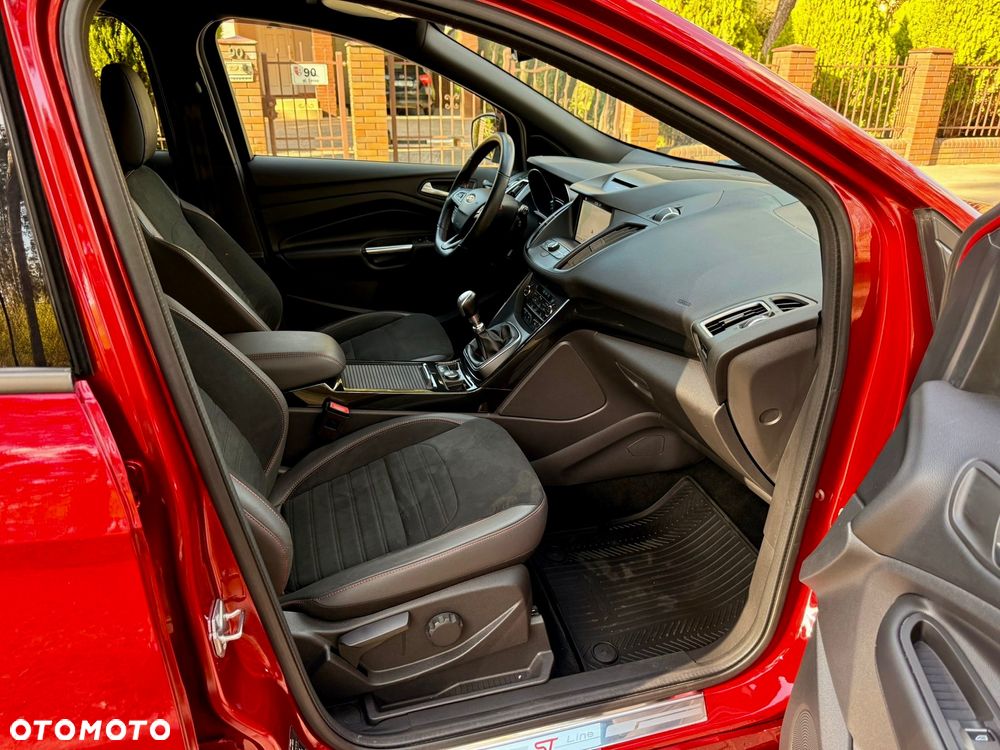 Ford Kuga 1.5 EcoBoost FWD ST-Line ASS - 20