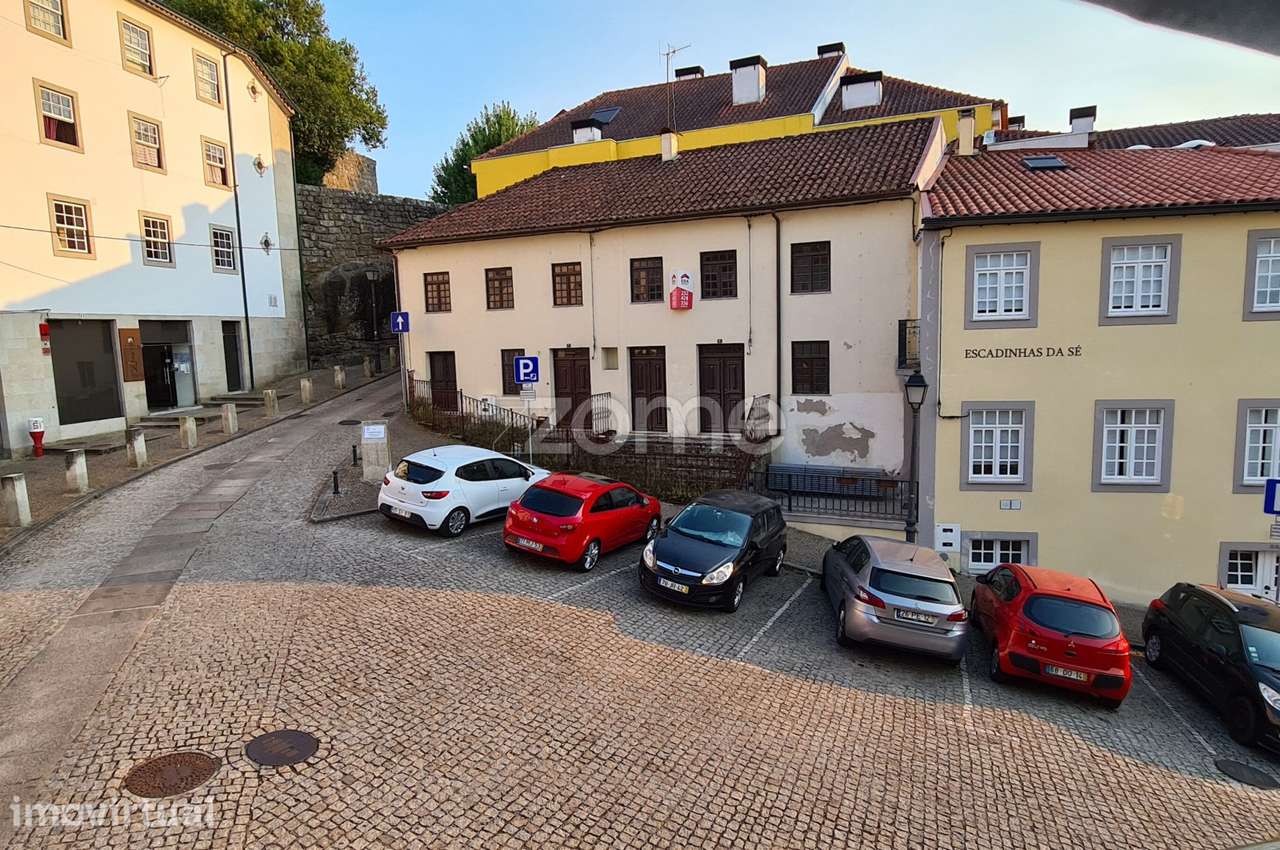 Prédio de Investimento Exclusivo na Sé de Viseu - Grande imagem: 4/41