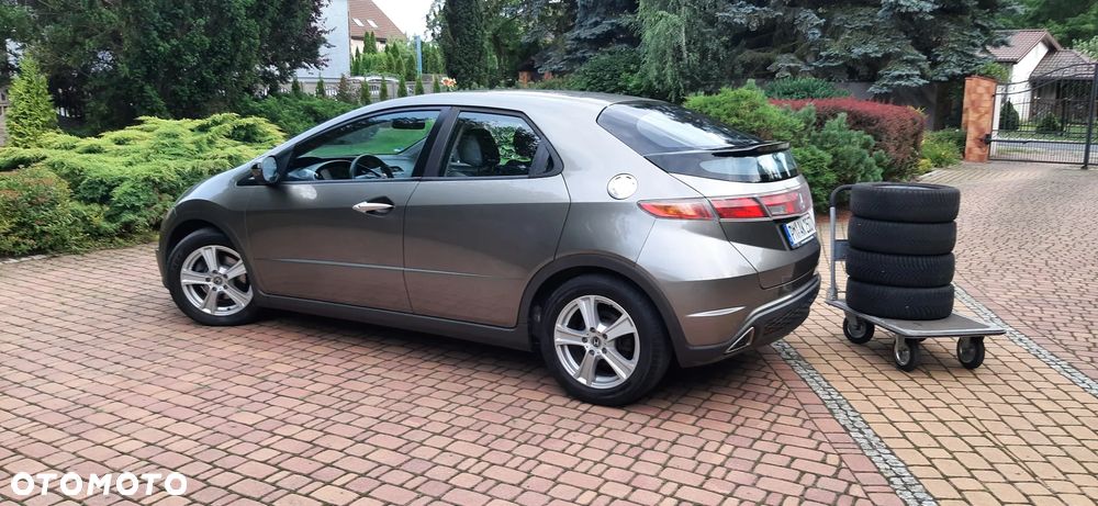 Honda Civic - 1