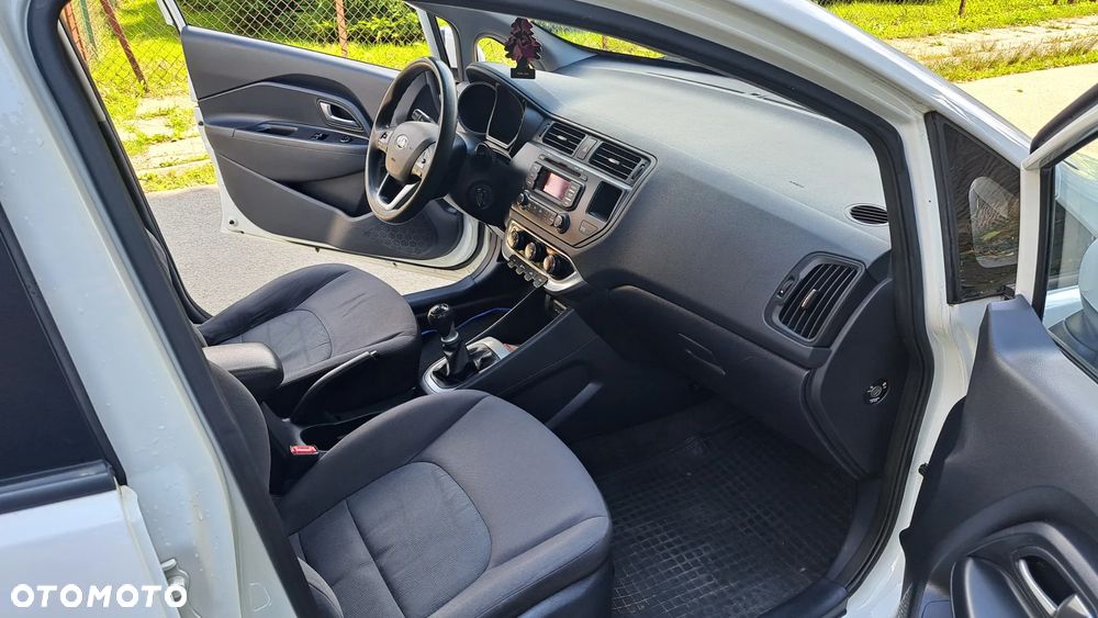 Kia Rio 1.2 L - 19