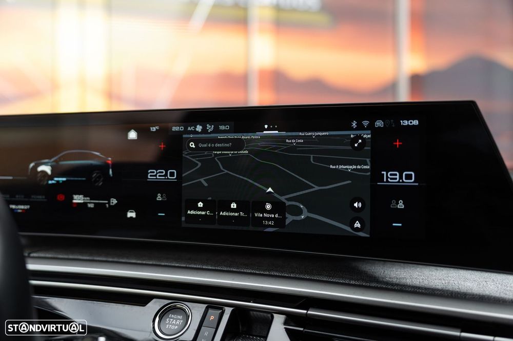 Peugeot 3008 1.2 Hybrid Allure e-DCS6 - 19