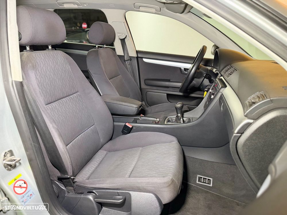 Audi A4 Avant 2.0 TDI DPF - 12