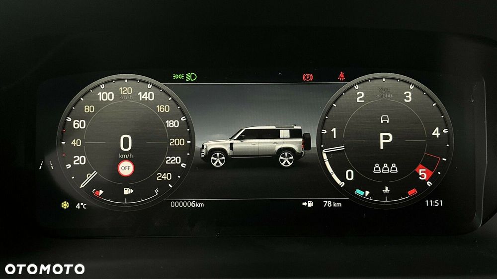 Land Rover Defender - 17