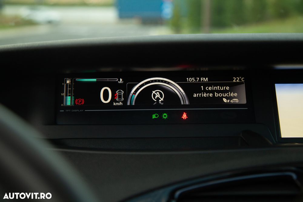 Renault Grand Scenic - 22