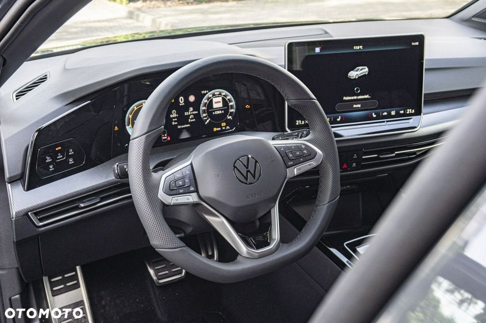 Volkswagen Golf - 11