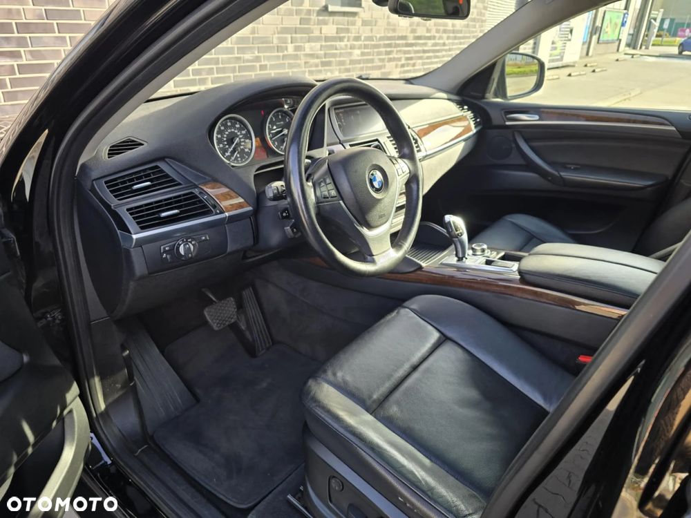 BMW X6 35i xDrive - 17